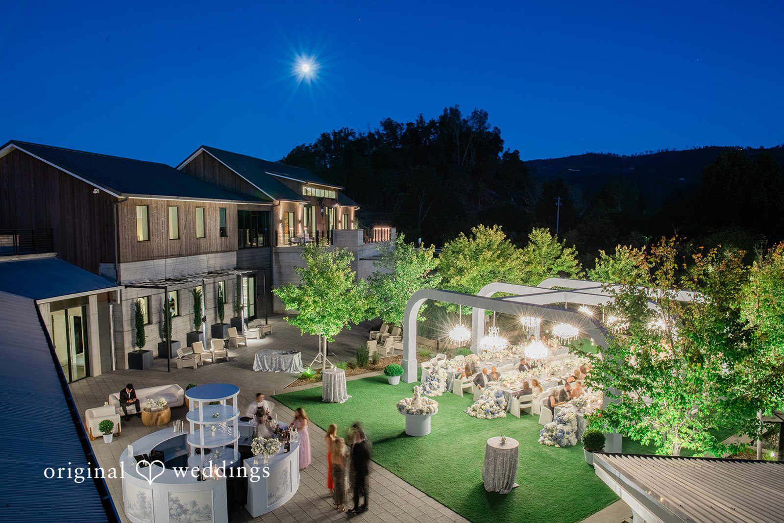 Mehul + Nazanin The outdoor reception space at Four Seasons Callistoga