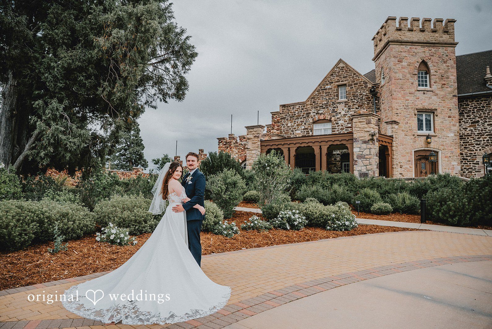 Stunning portrait of couple at Highlands Ranch Mansion by Denver Wedding Photographers from Original weddings.