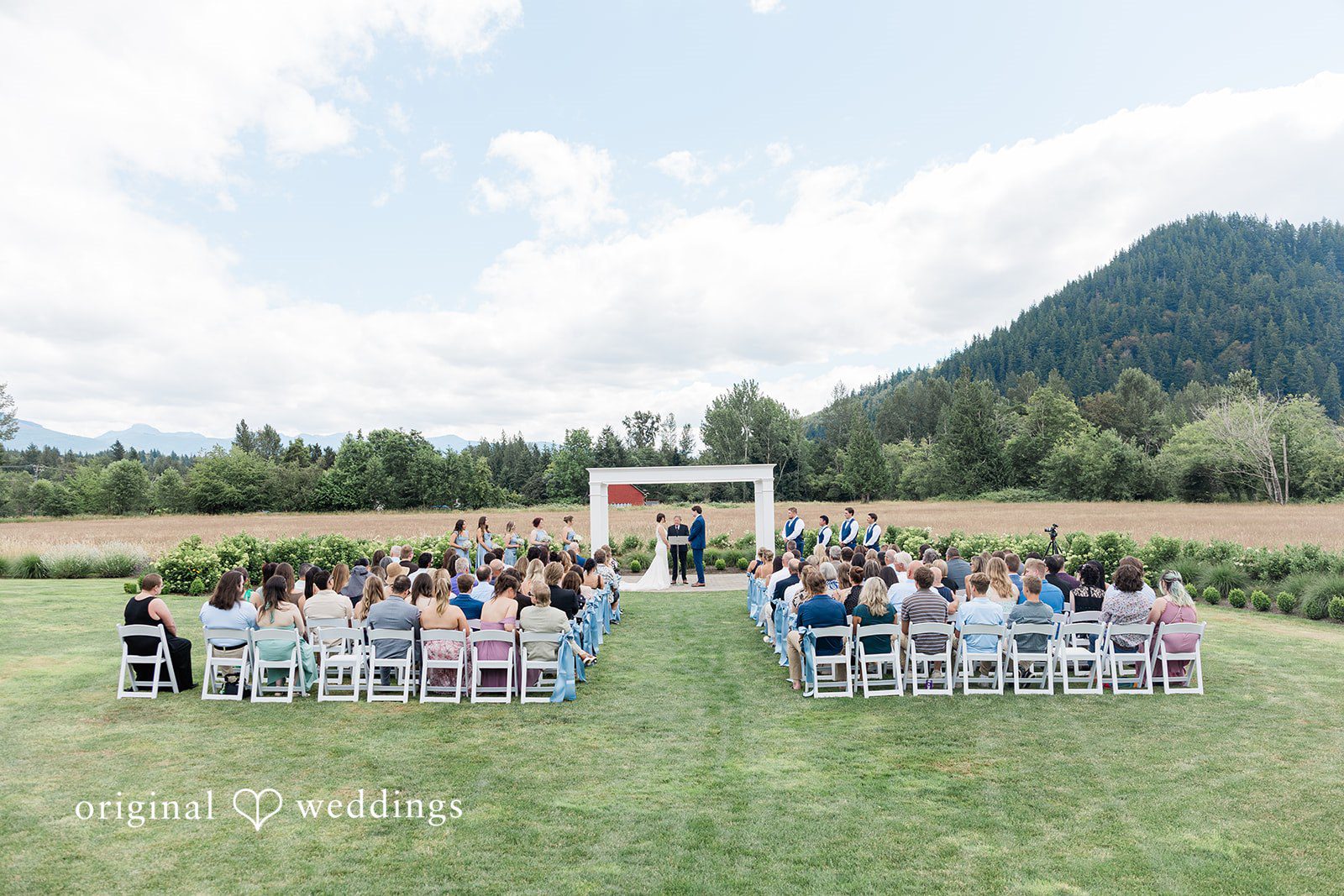 Jaelynn + Jayden Guests are seated for the ceremony