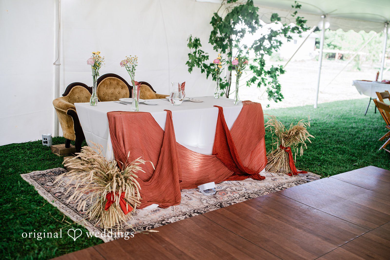 Beautiful wedding reception table decoration in a backyard