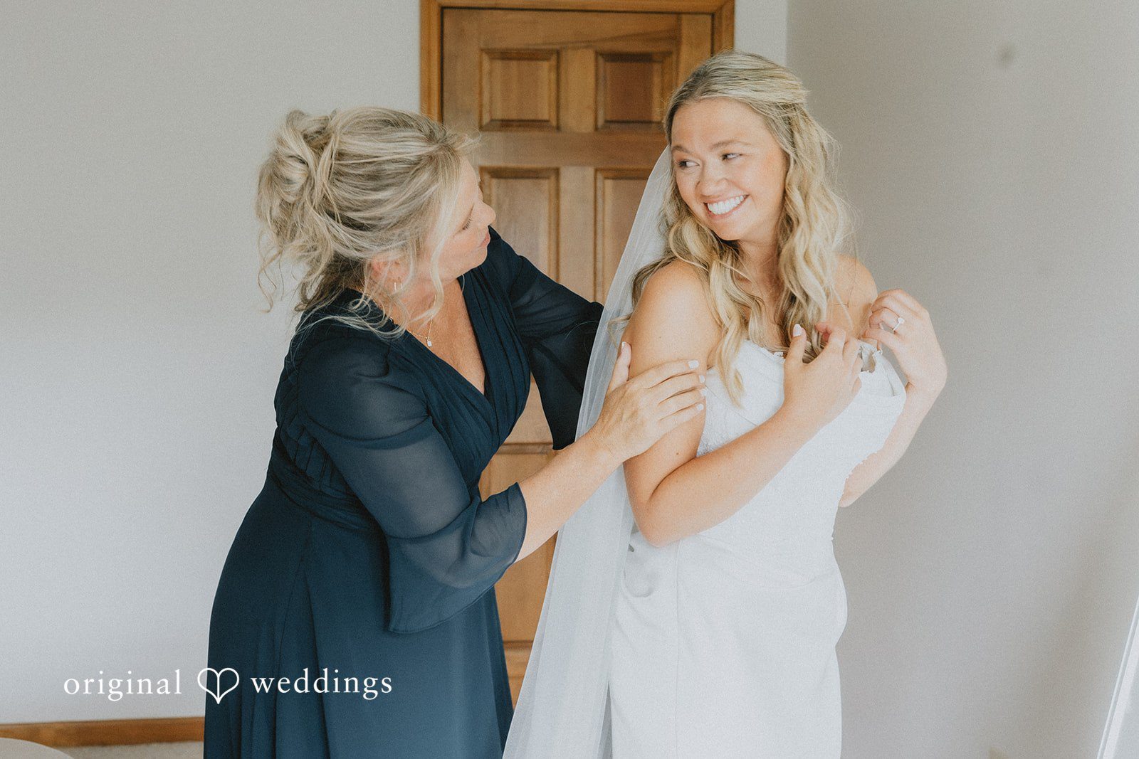 Abby + Tyler The bride gets ready