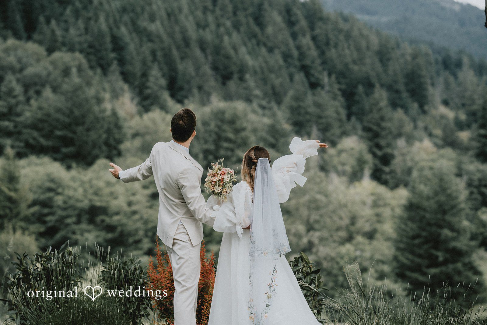 Ben + Erin Bride and groom posing for wedding photography at Paradise Inn