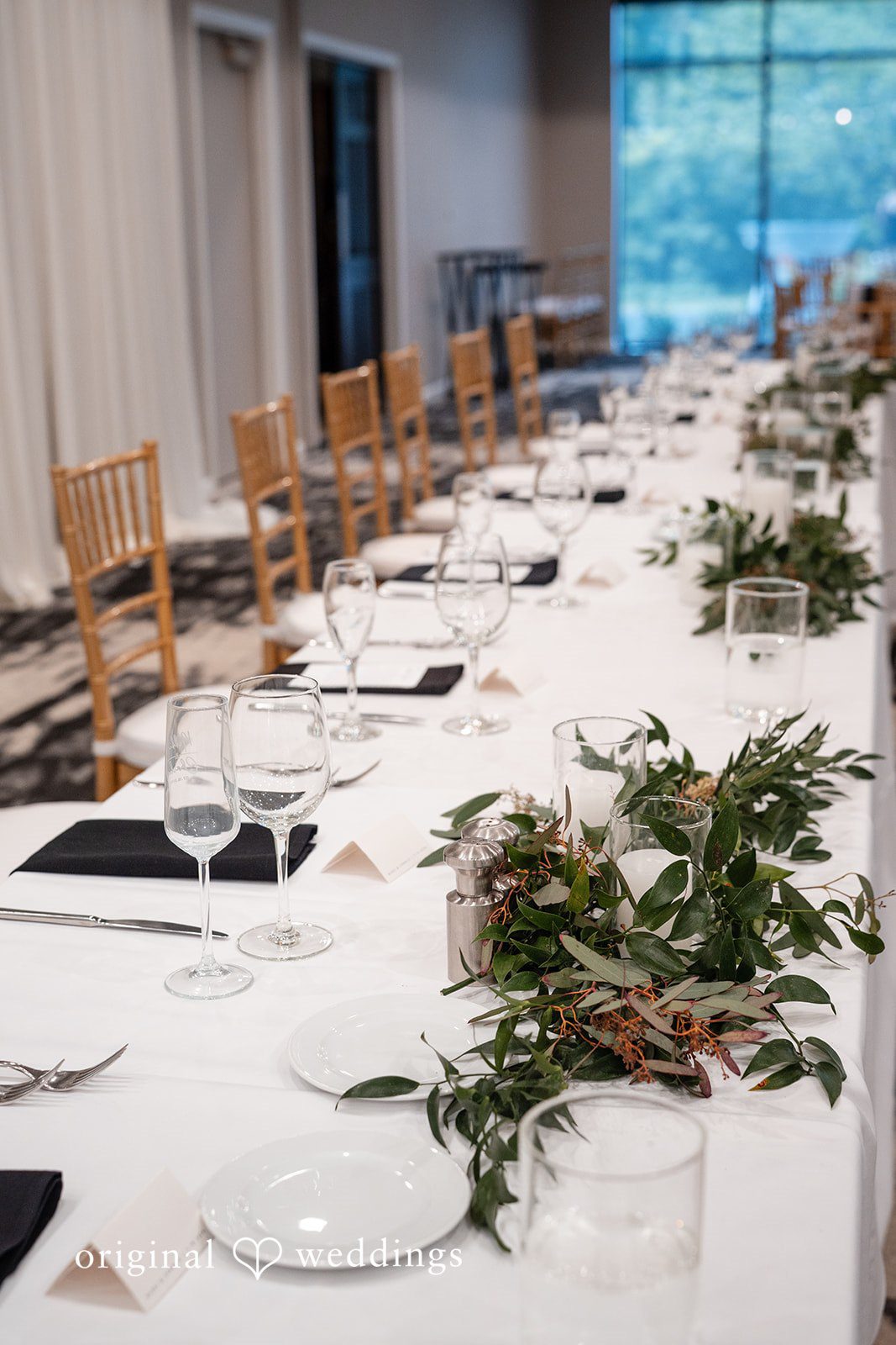 Nikki + Charlie Table details