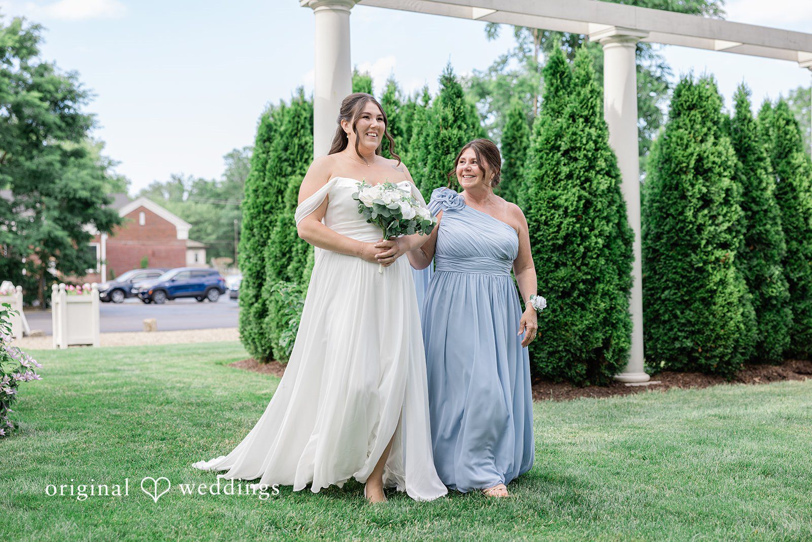 Emily + Joshua Bride walking down the aisle at Whitehall Columbia.