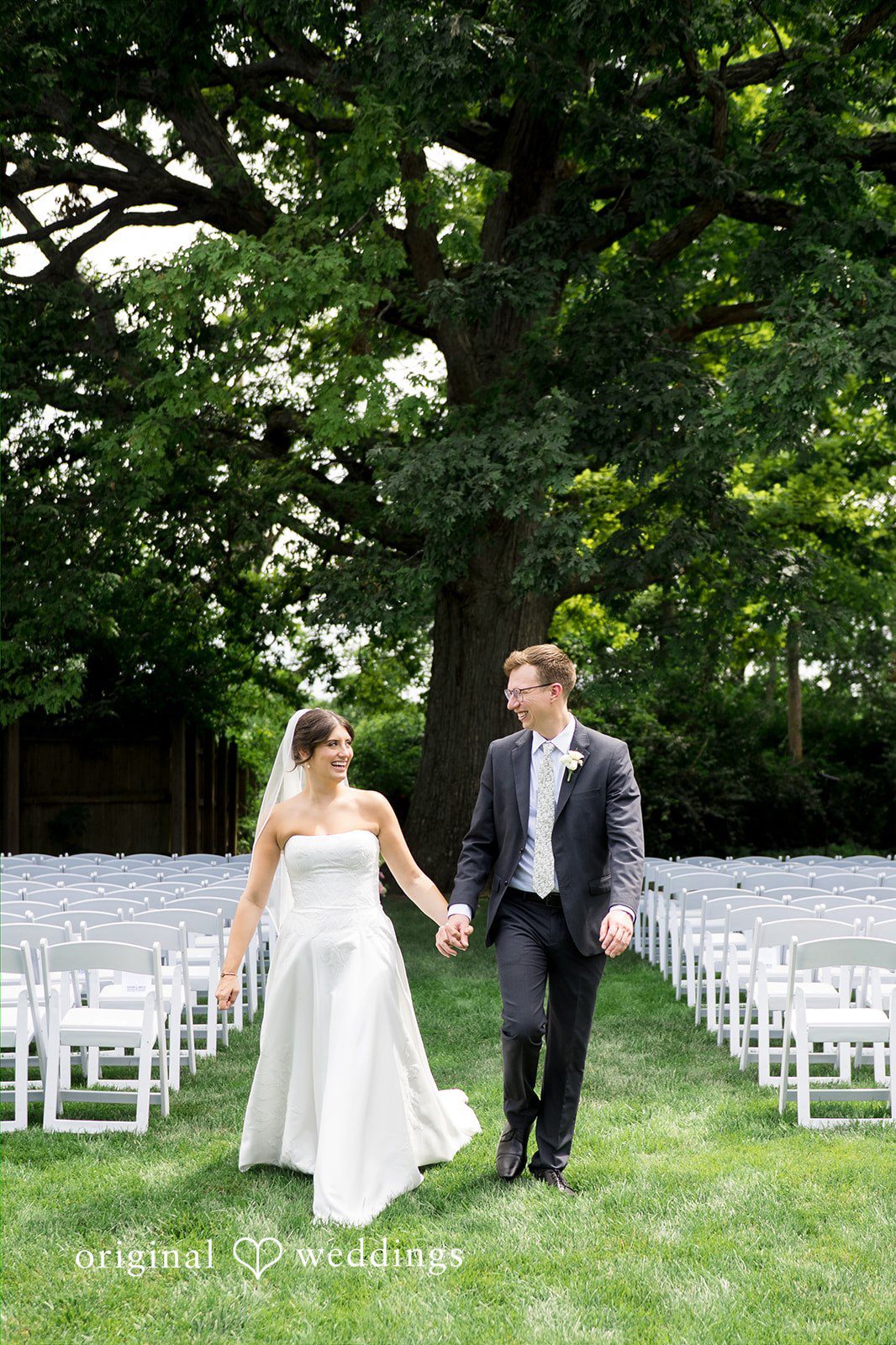 Angela + Brent Cleveland Wedding Photographers at Whitehall Columbia | Angela & Brent -