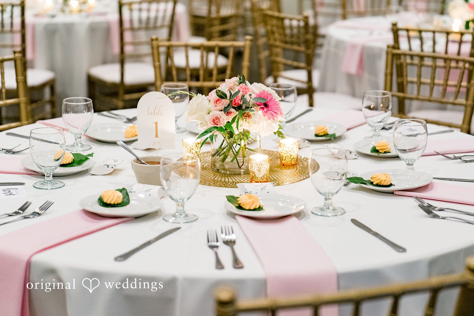 Angela + Brent Cleveland Wedding Photographers at Whitehall Columbia | Angela & Brent -