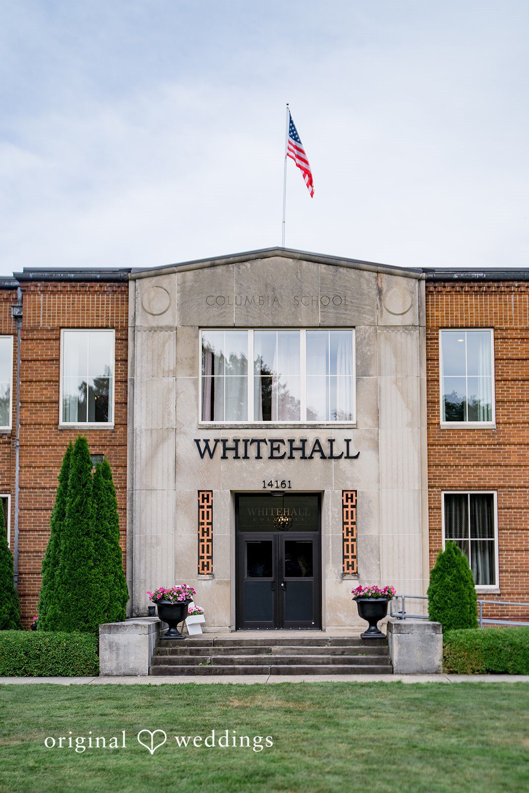 Angela + Brent Cleveland Wedding Photographers at Whitehall Columbia | Angela & Brent -