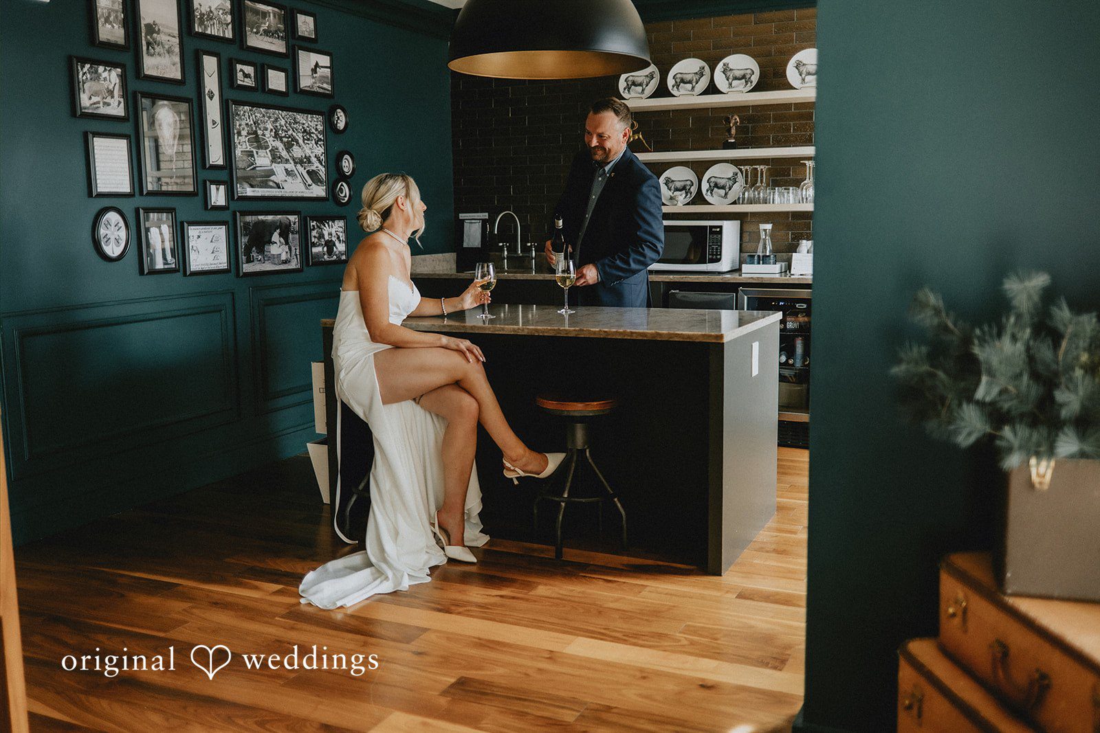 Kelsey + John Indoor moment