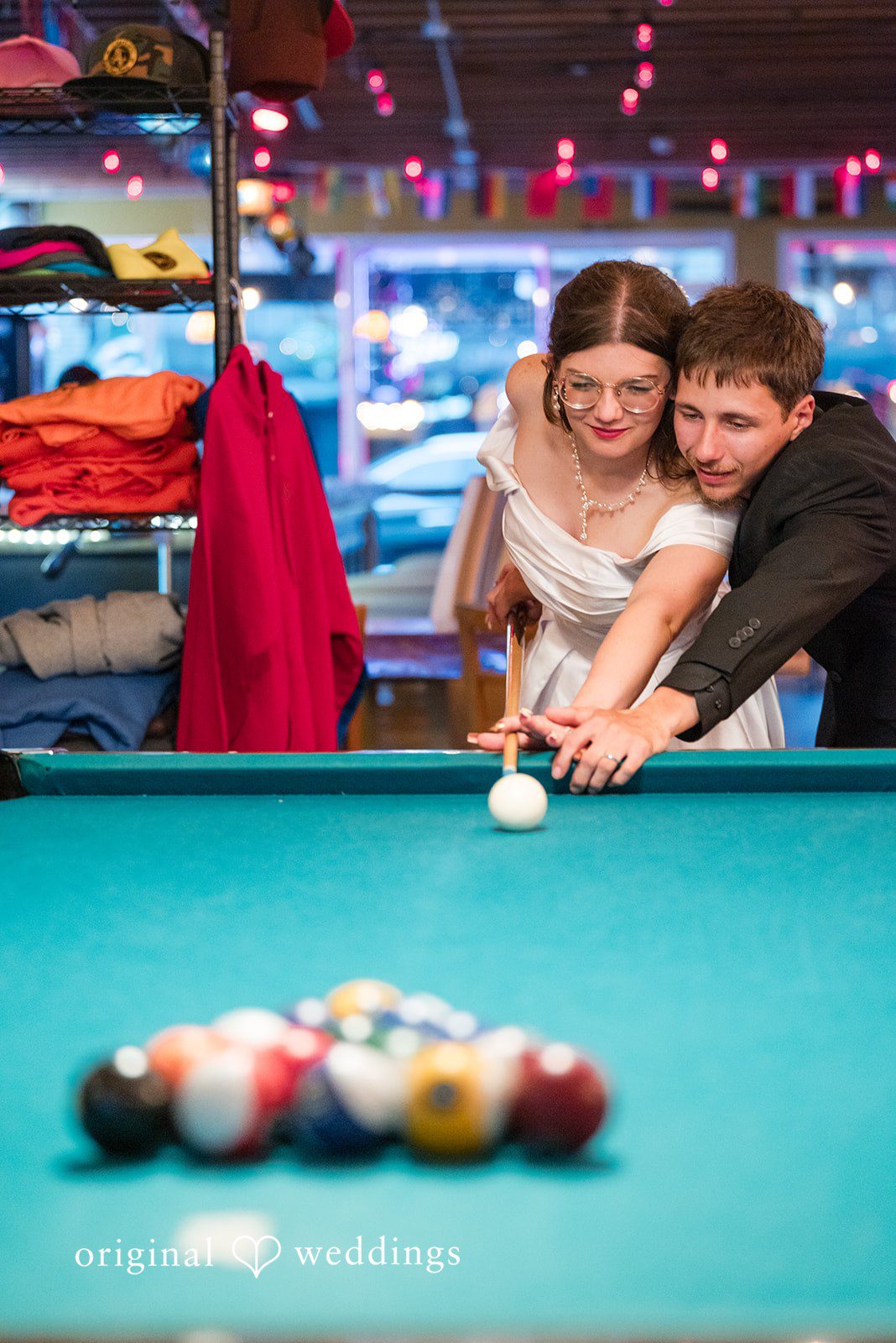 Portland Wedding Photographers at The Beacon - Seaside | Terra & Daniel -