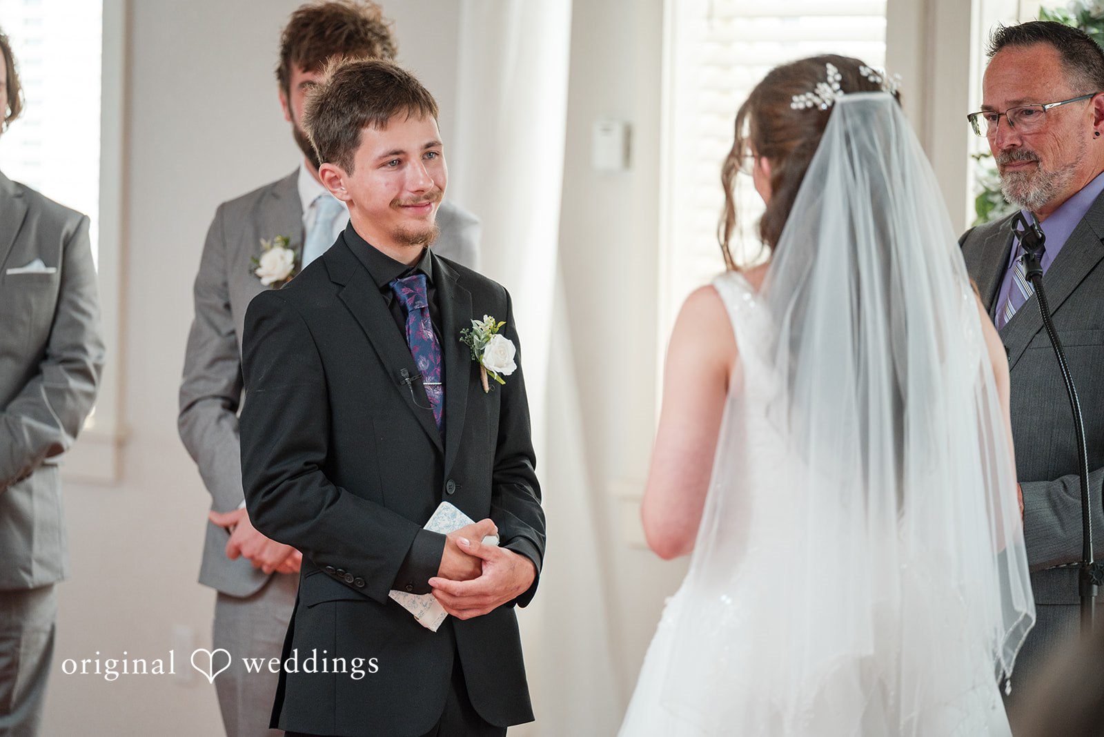 Portland Wedding Photographers at The Beacon - Seaside | Terra & Daniel -