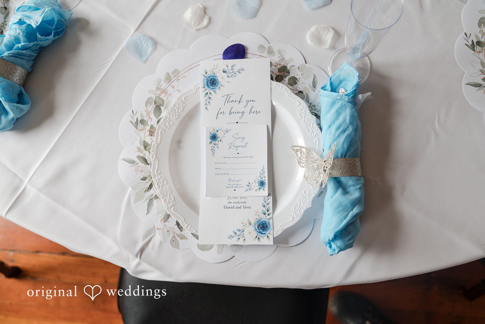 Portland Wedding Photographers at The Beacon - Seaside | Terra & Daniel -