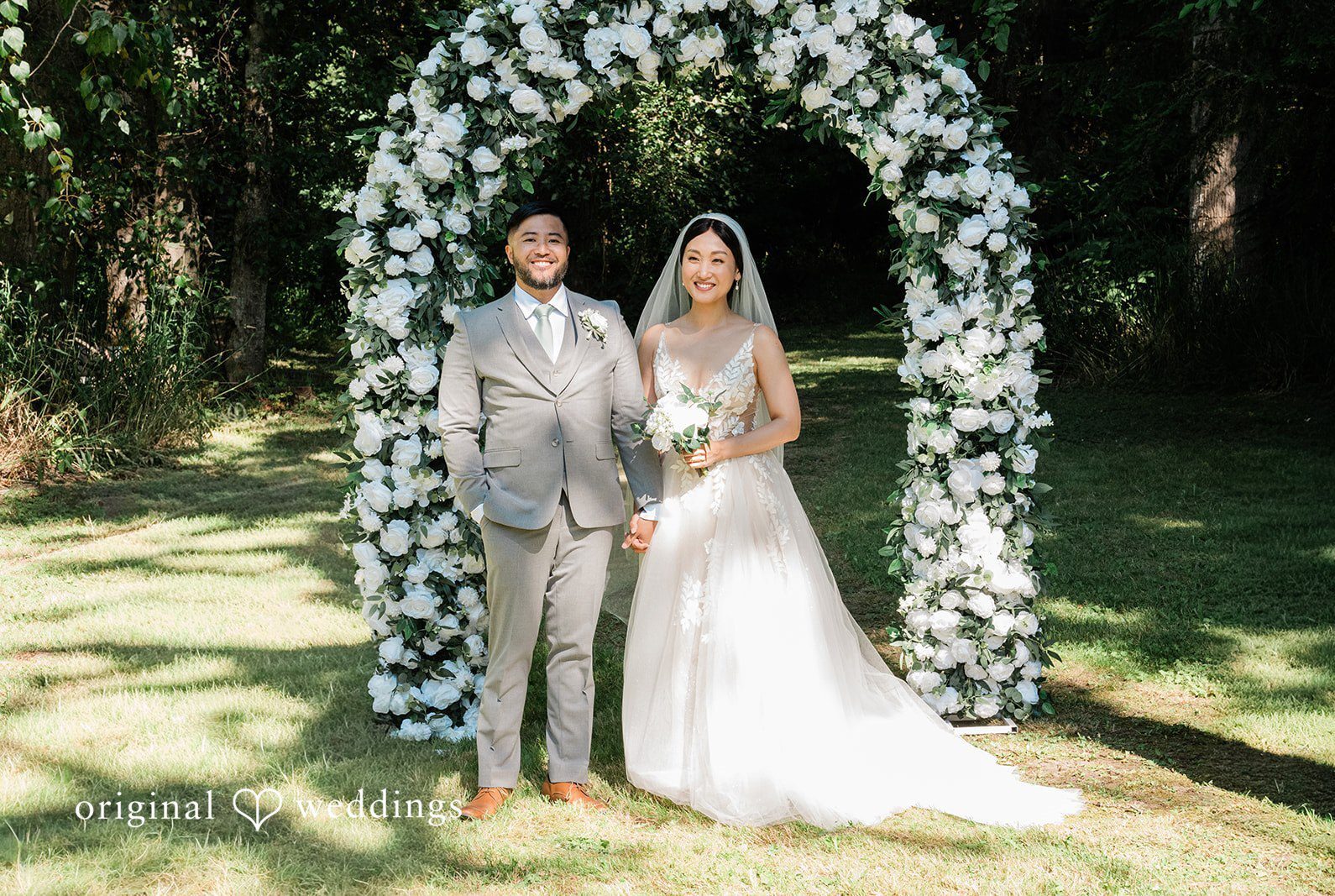 Stunning Portrait of couple at Washington Backyard by Seattle Wedding Photographers from Original Weddings.