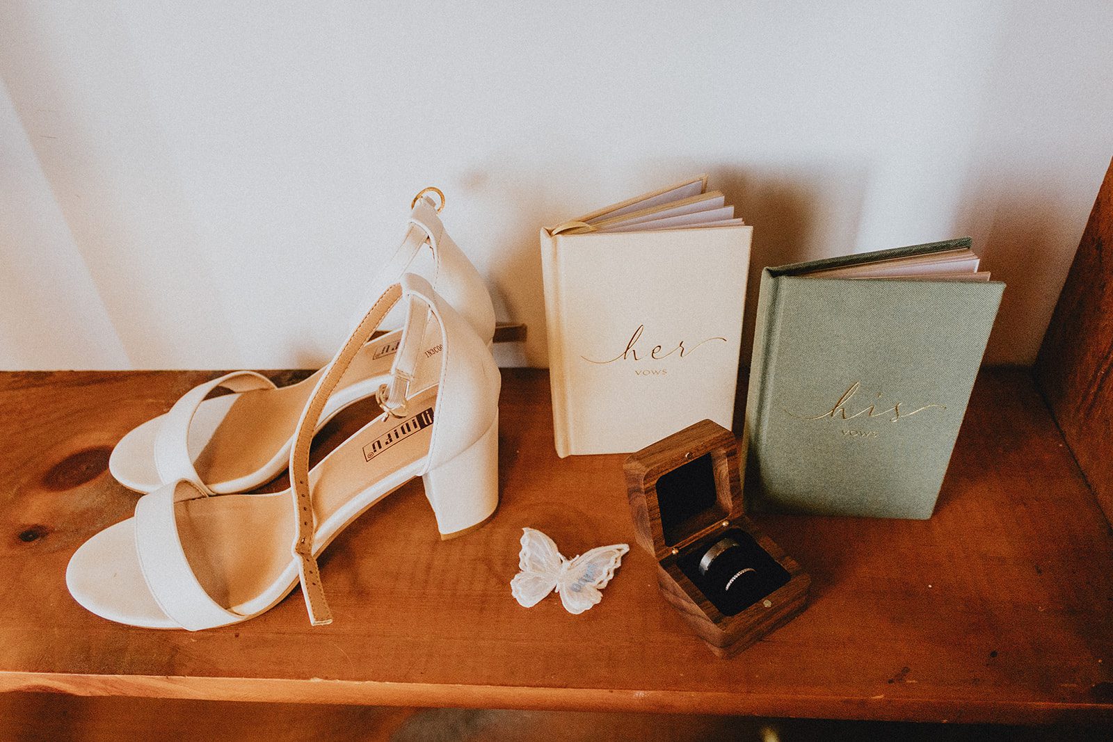Bridal shoes, invitation and details Bridal shoes, invitation and details