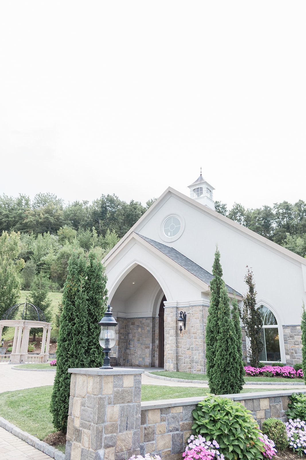 aria-wedding-and-banquet-facility-airy-hartford-tilyenji-mitchell-tilyenji-mitchell-001-41 Hartford Wedding Photographers at Aria | Tilyenji & Mitchell -