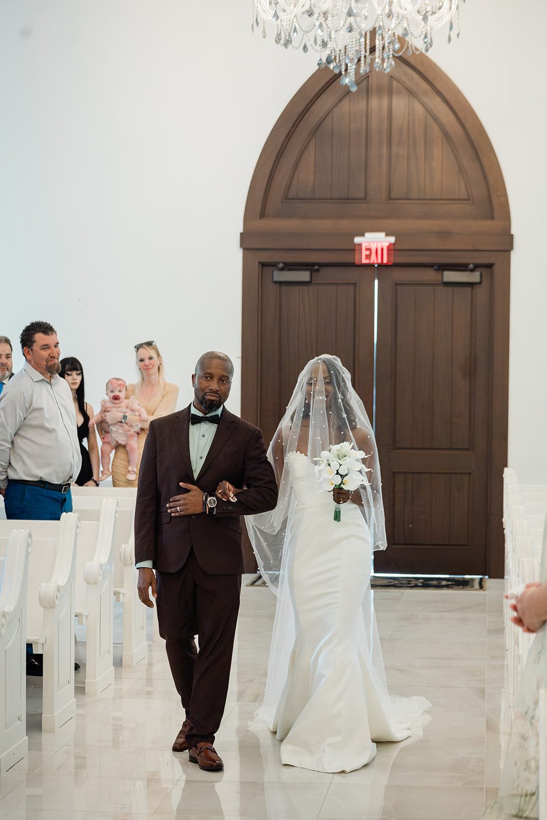 aria-wedding-and-banquet-facility-airy-hartford-tilyenji-mitchell-tilyenji-mitchell-009-33 Hartford Wedding Photographers at Aria | Tilyenji & Mitchell -