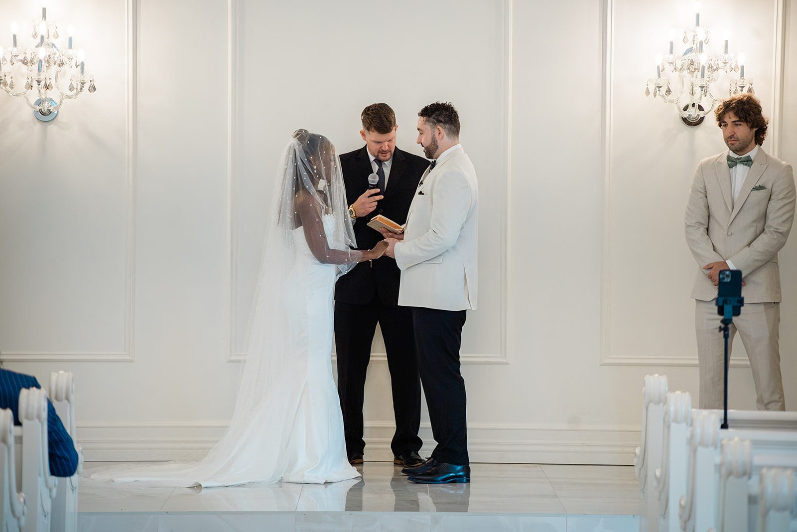aria-wedding-and-banquet-facility-airy-hartford-tilyenji-mitchell-tilyenji-mitchell-011-26 Hartford Wedding Photographers at Aria | Tilyenji & Mitchell -