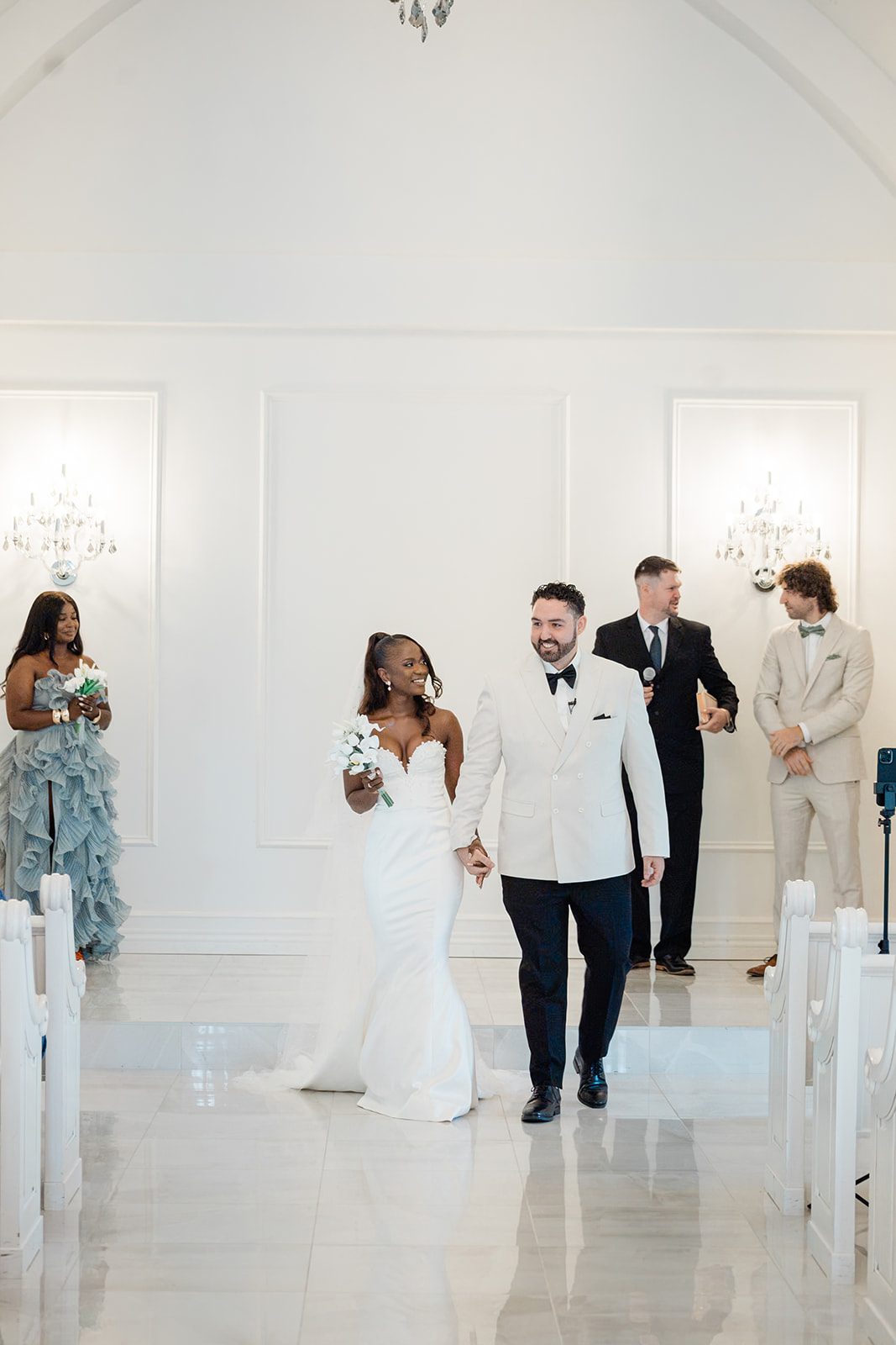 aria-wedding-and-banquet-facility-airy-hartford-tilyenji-mitchell-tilyenji-mitchell-021-09 Hartford Wedding Photographers at Aria | Tilyenji & Mitchell -