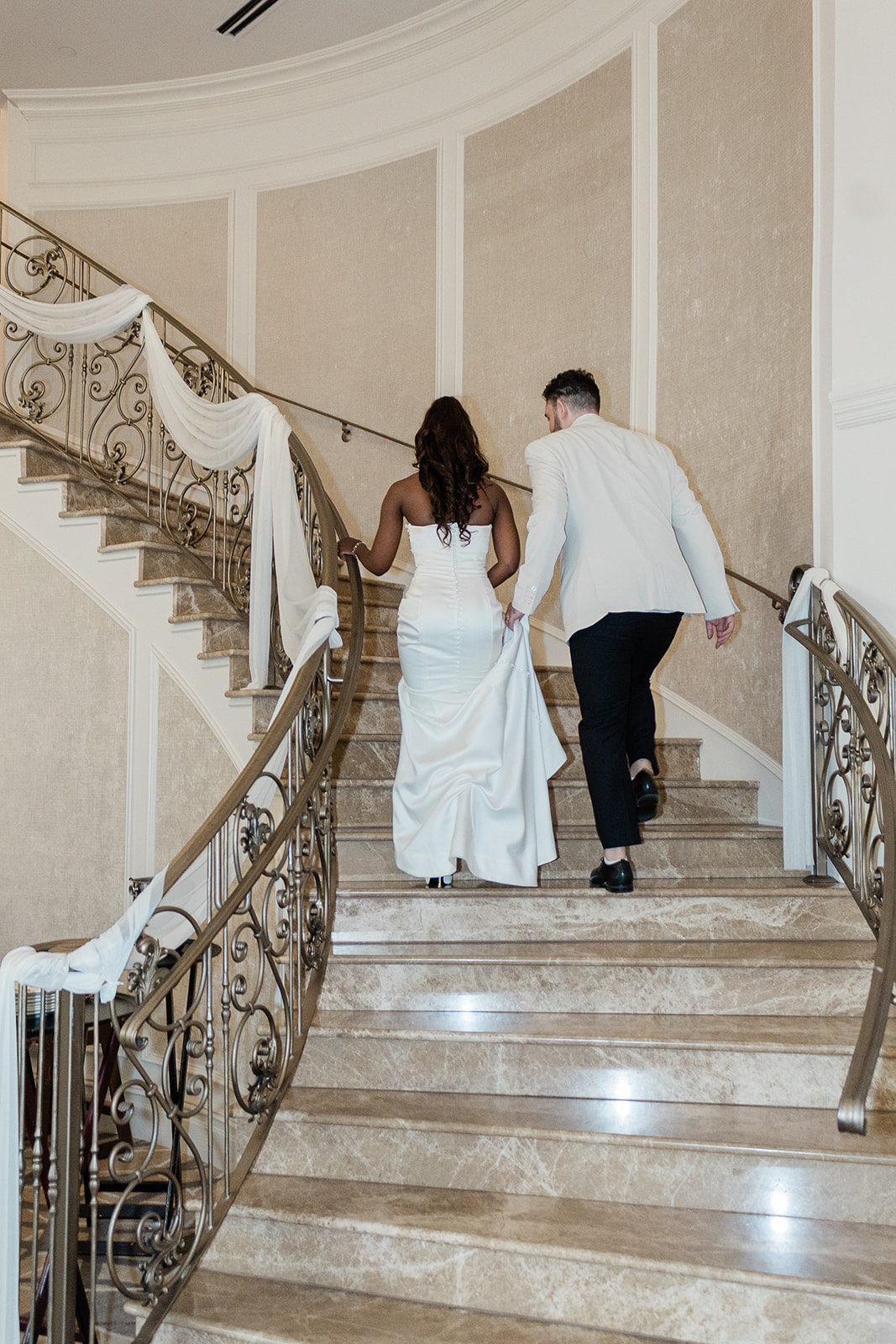 aria-wedding-and-banquet-facility-airy-hartford-tilyenji-mitchell-tilyenji-mitchell-025-36 Hartford Wedding Photographers at Aria | Tilyenji & Mitchell -