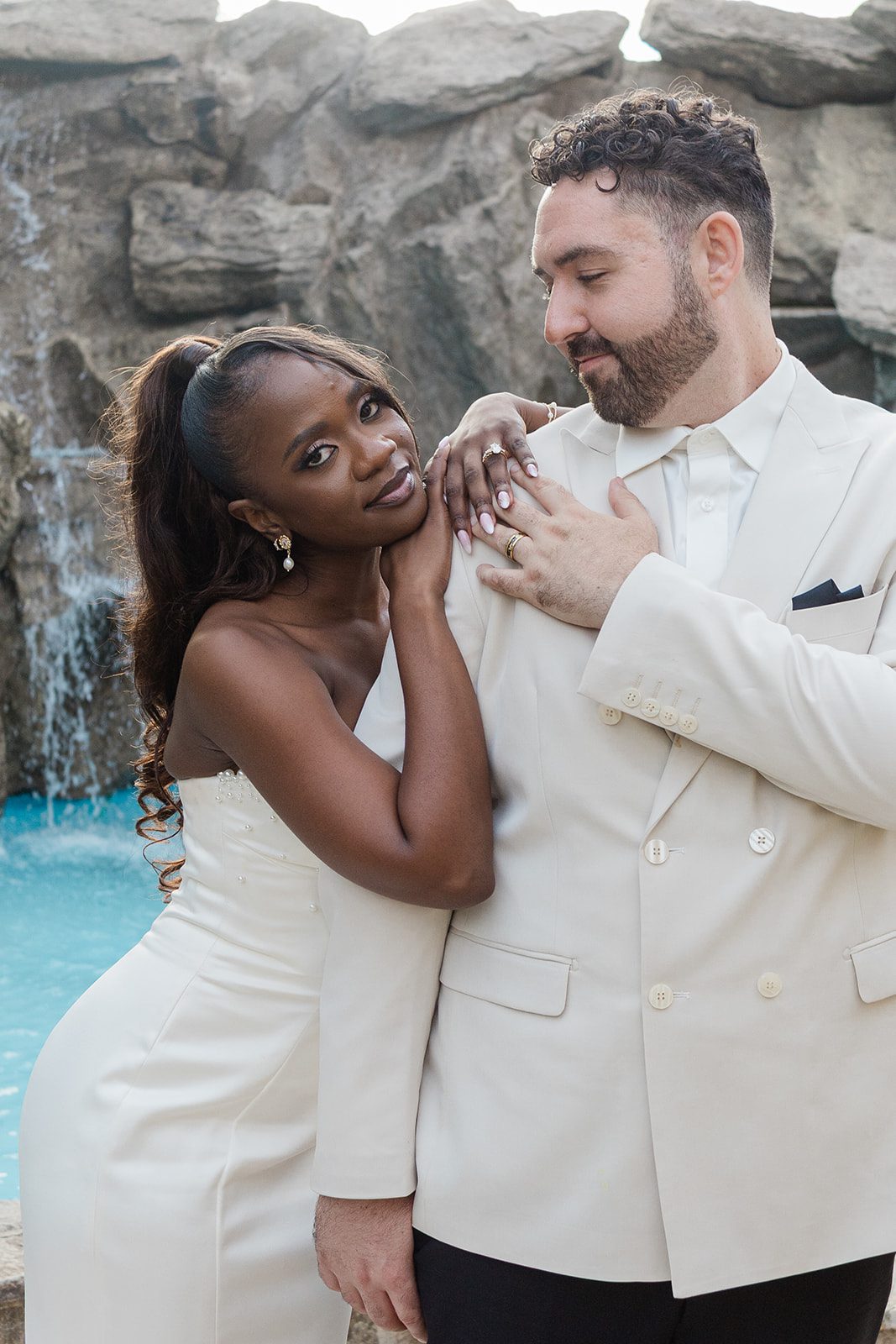 aria-wedding-and-banquet-facility-airy-hartford-tilyenji-mitchell-tilyenji-mitchell-027-24 Hartford Wedding Photographers at Aria | Tilyenji & Mitchell -
