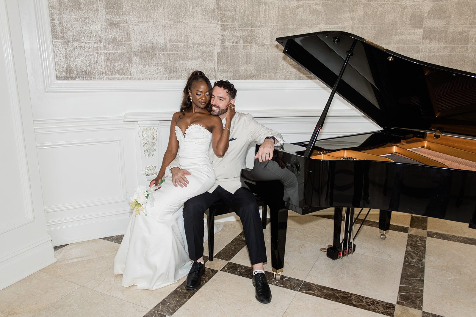 aria-wedding-and-banquet-facility-airy-hartford-tilyenji-mitchell-tilyenji-mitchell-034-45 Hartford Wedding Photographers at Aria | Tilyenji & Mitchell -