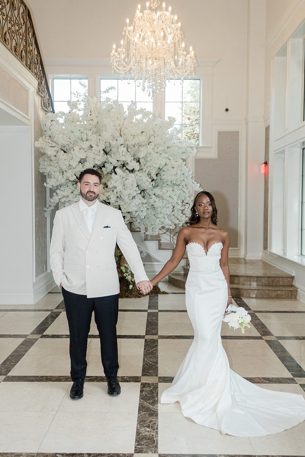 aria-wedding-and-banquet-facility-airy-hartford-tilyenji-mitchell-tilyenji-mitchell-035-31 Hartford Wedding Photographers at Aria | Tilyenji & Mitchell -