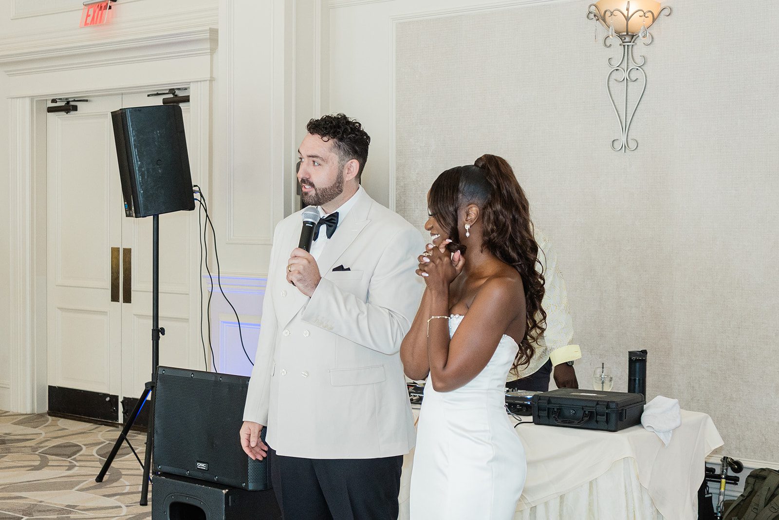 aria-wedding-and-banquet-facility-airy-hartford-tilyenji-mitchell-tilyenji-mitchell-044-17 Hartford Wedding Photographers at Aria | Tilyenji & Mitchell -