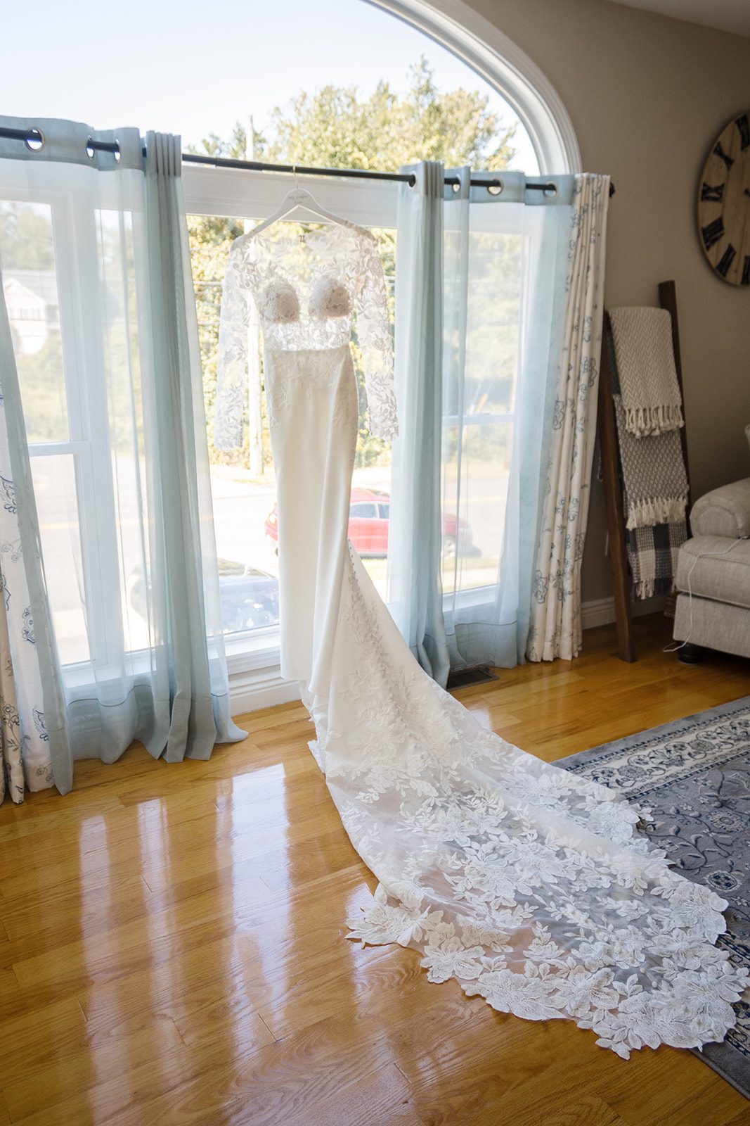 aria-wedding-and-banquet-facility-timeless-hartford-christina-anthony-christina-anthony-003-12 Hartford Wedding Photographers at Aria | Christina & Anthony -
