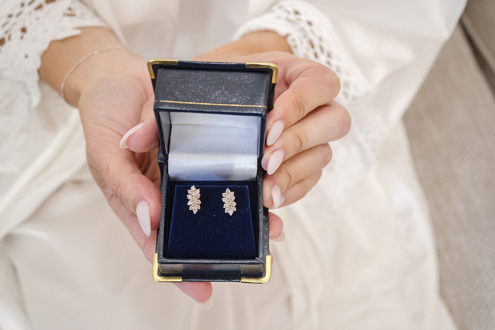 aria-wedding-and-banquet-facility-timeless-hartford-christina-anthony-christina-anthony-004-11 Hartford Wedding Photographers at Aria | Christina & Anthony -