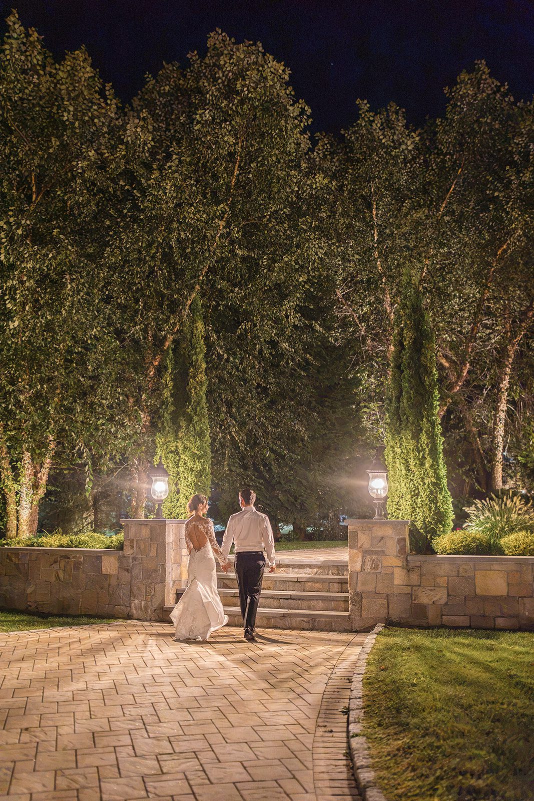 aria-wedding-and-banquet-facility-timeless-hartford-christina-anthony-christina-anthony-030-23 Hartford Wedding Photographers at Aria | Christina & Anthony -