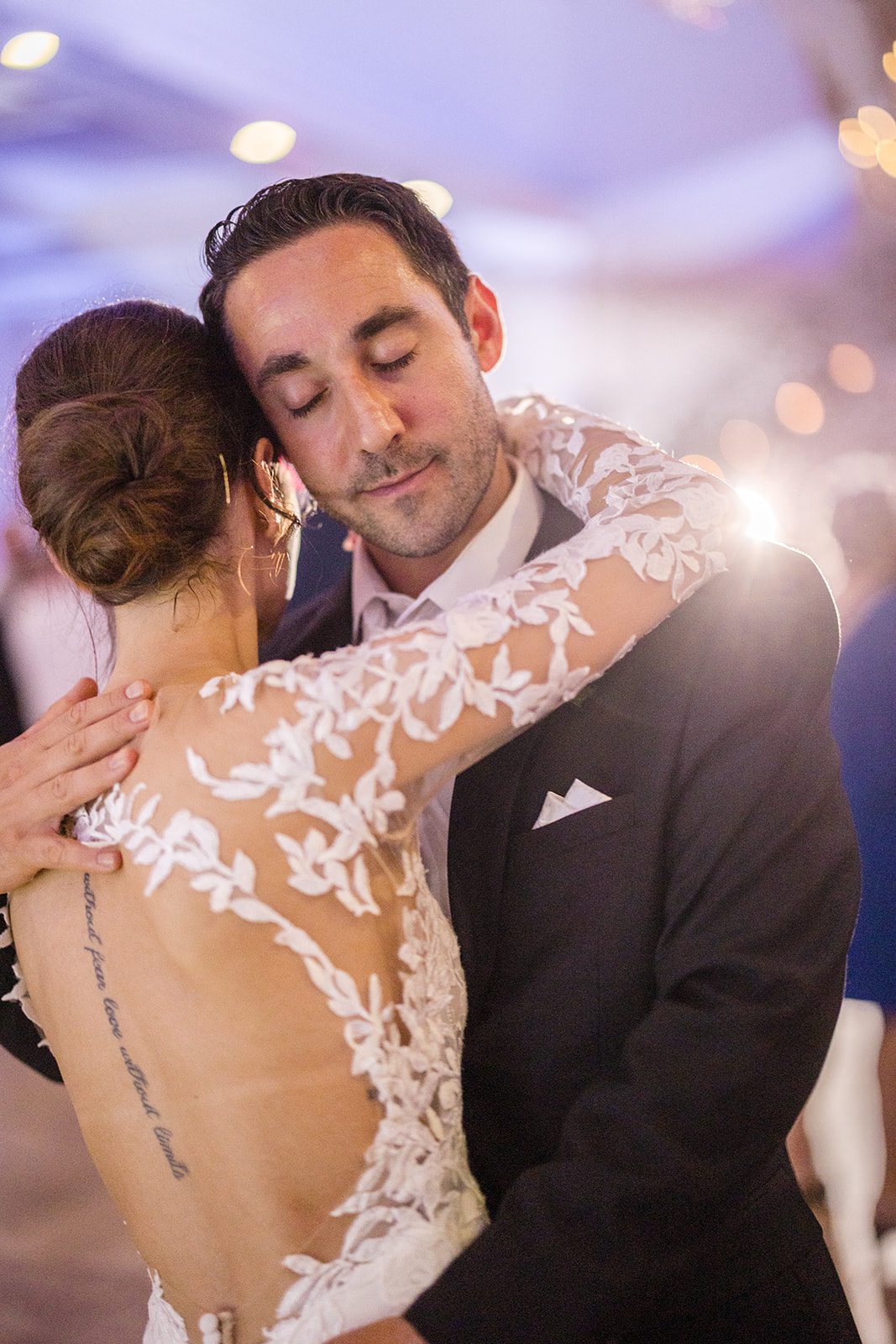 aria-wedding-and-banquet-facility-timeless-hartford-christina-anthony-christina-anthony-045-20 Hartford Wedding Photographers at Aria | Christina & Anthony -