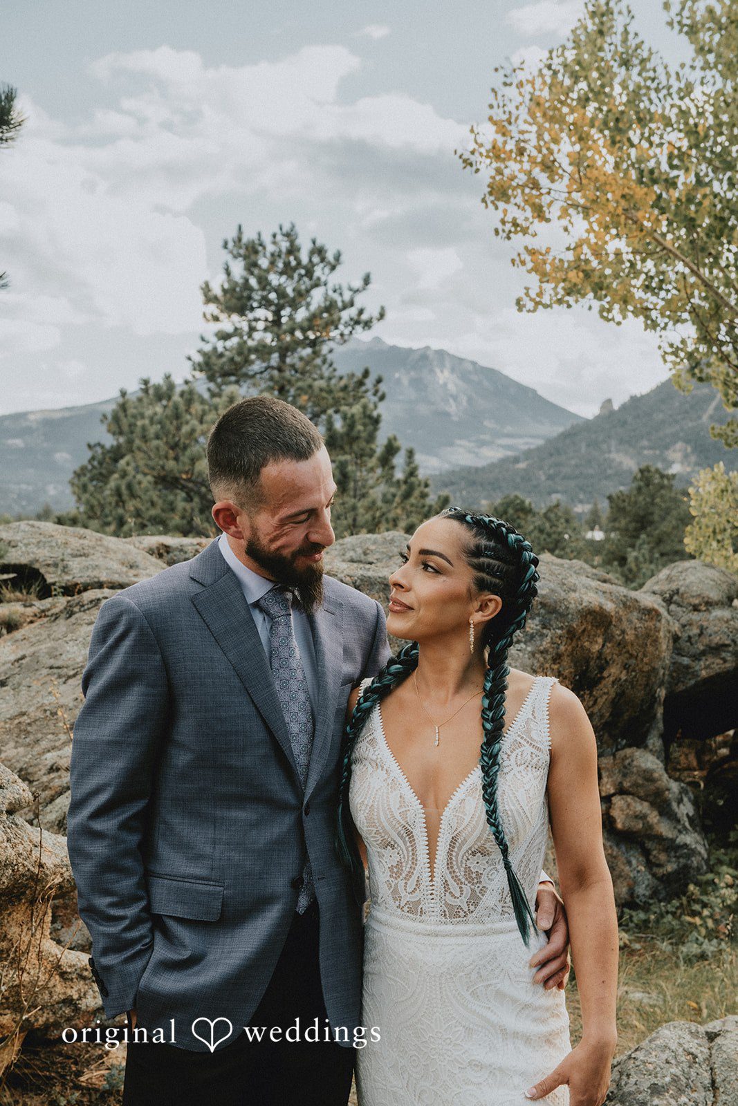 Johana + Arthur Romantic portrait of the newlyweds