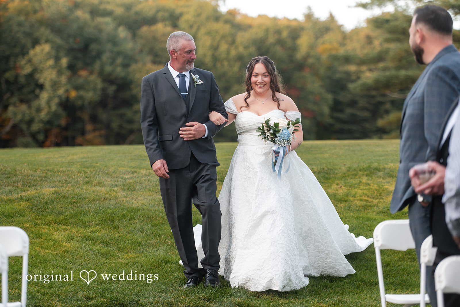 Group photo with the newlyweds at Berlin Country Club