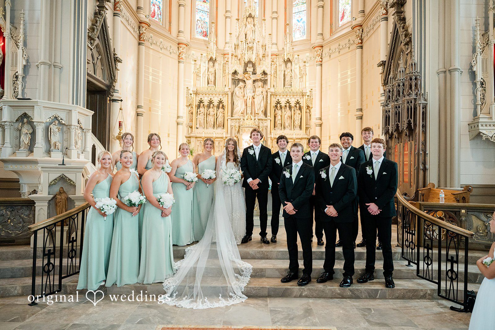 Our Milwaukee wedding photographers captured a stunning portrait of the couple and their bridal party at Blossom and Hops