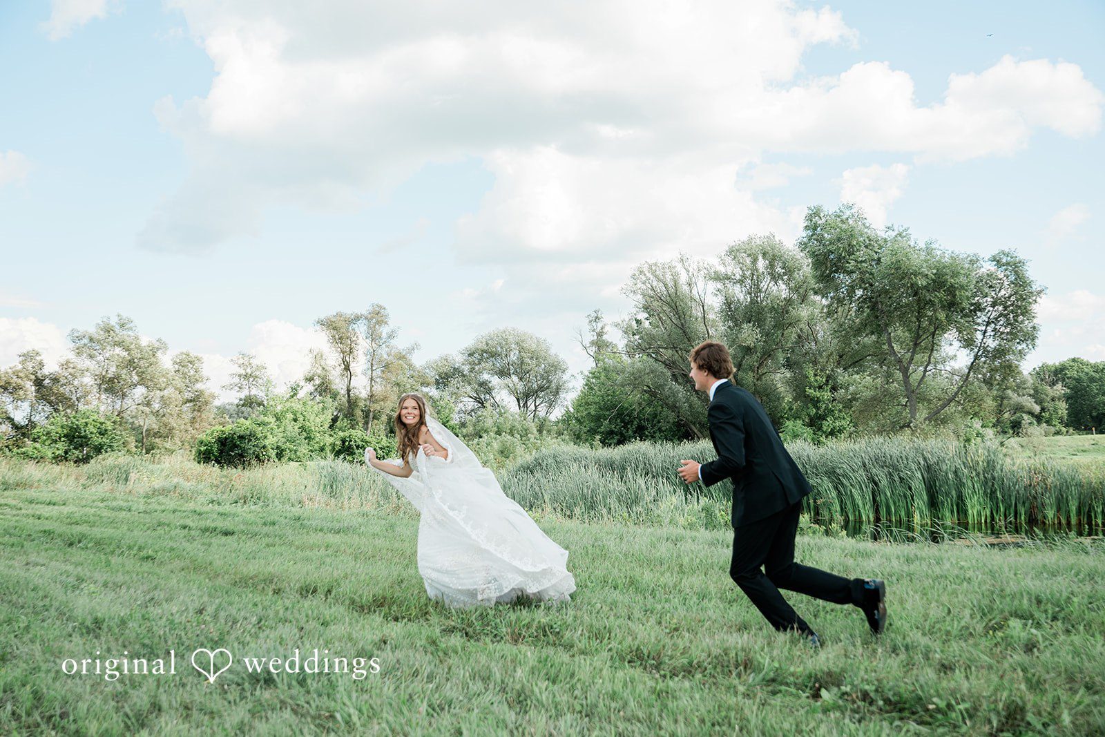 Fun portrait through the field