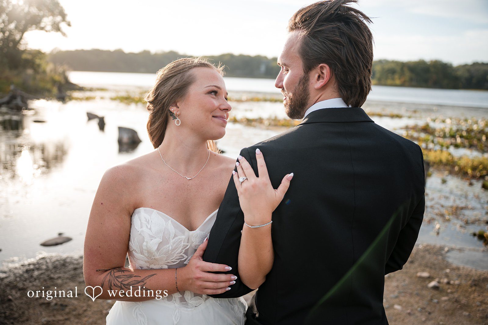 Couple by the lake at Brianos Charthouse Lakeville