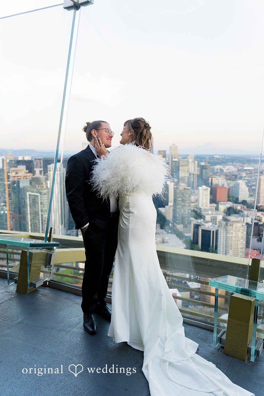 David + Lauren Beautiful outdoor moment at Chihuly Garden and Glass