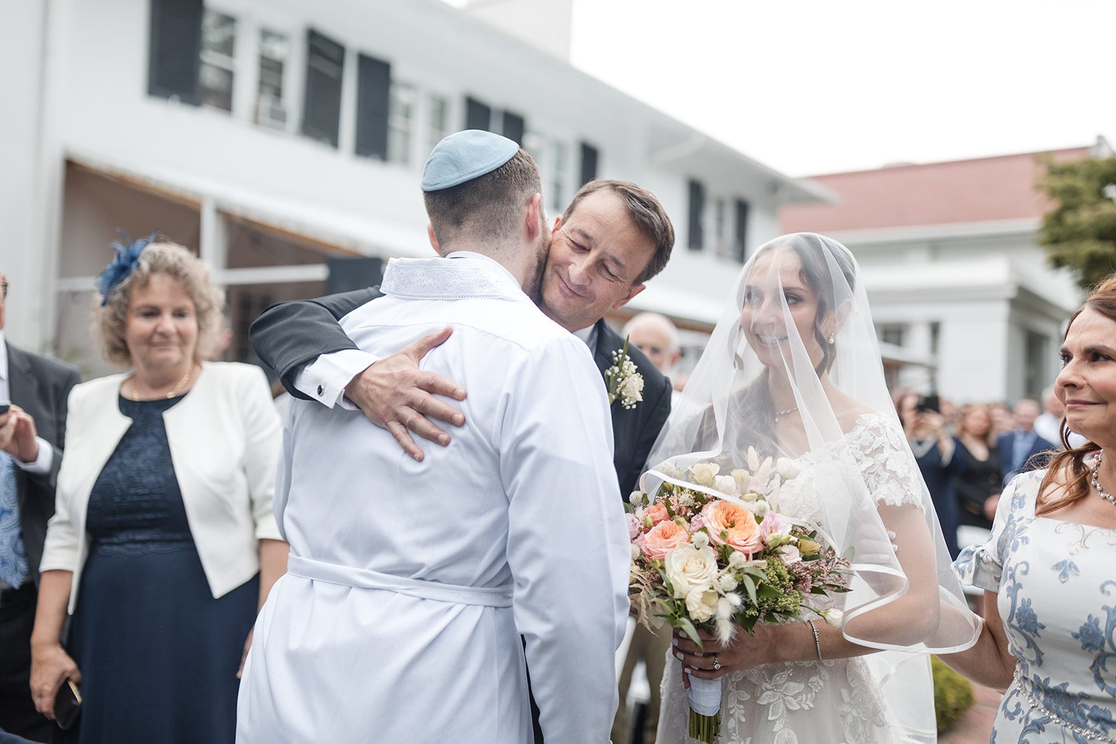 cv-rich-mansion-timeless-new-york-jonathan-arianna-jonathan-arianna-019-25 CV Rich Mansion Wedding | Jonathan & Arianna -