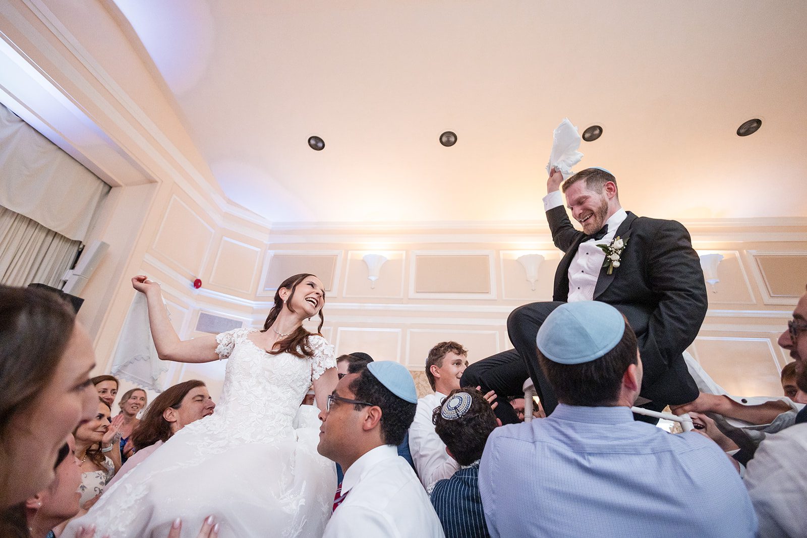 cv-rich-mansion-timeless-new-york-jonathan-arianna-jonathan-arianna-041-32 CV Rich Mansion Wedding | Jonathan & Arianna -