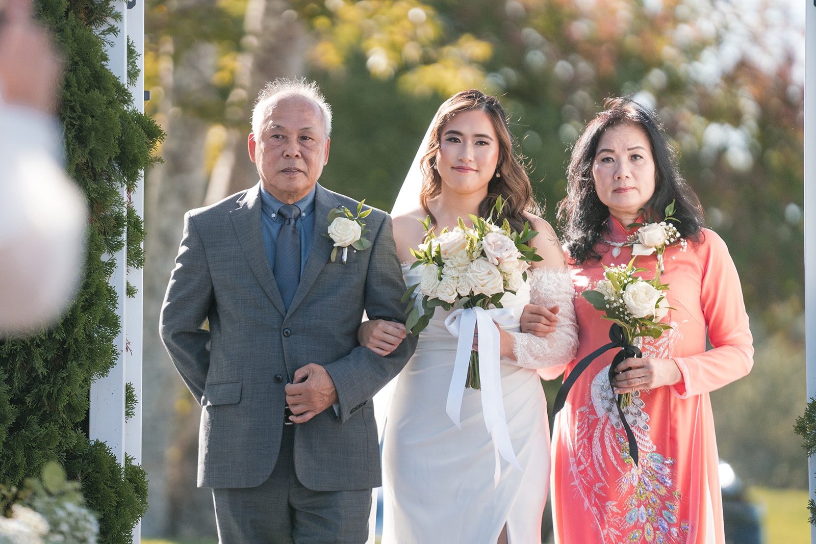 eagle-ridge-timeless-san-francisco-jesse-victoria-jesse-victoria-016-05 Bride walking down the aisle with her father