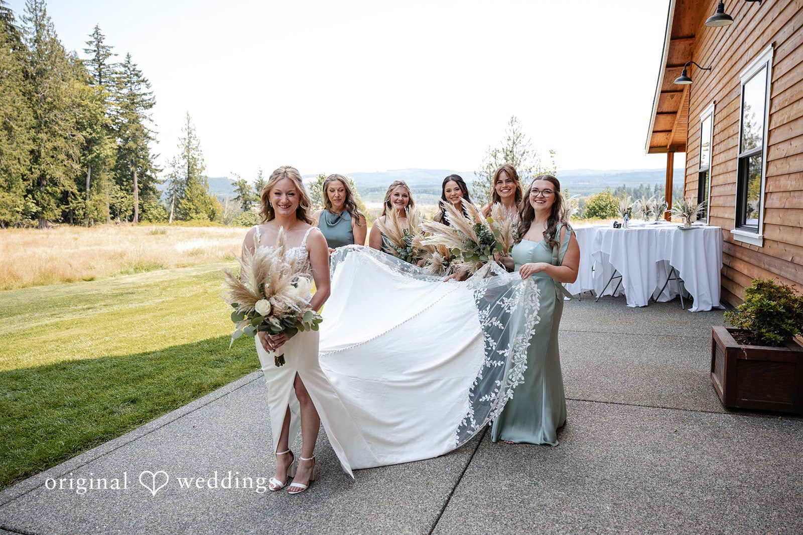 Sahvanna + Caleb Seattle Wedding Photographers at Edlynn Farm | Sahvanna & Caleb -