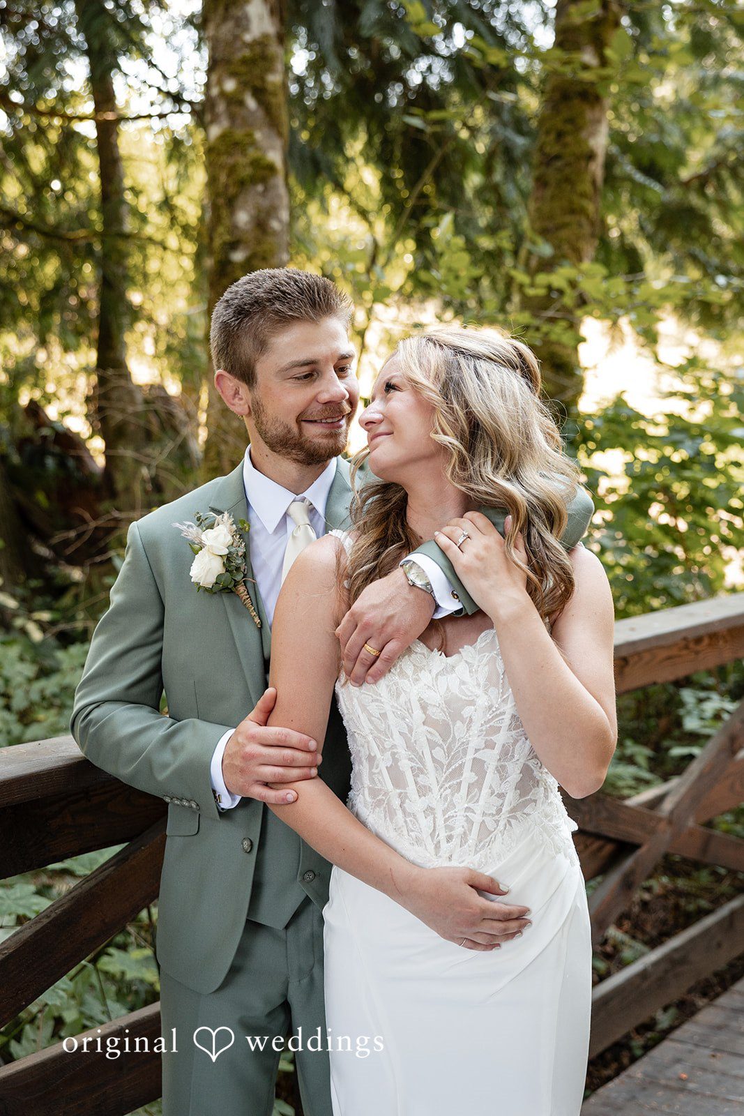 Sahvanna + Caleb Seattle Wedding Photographers at Edlynn Farm | Sahvanna & Caleb -