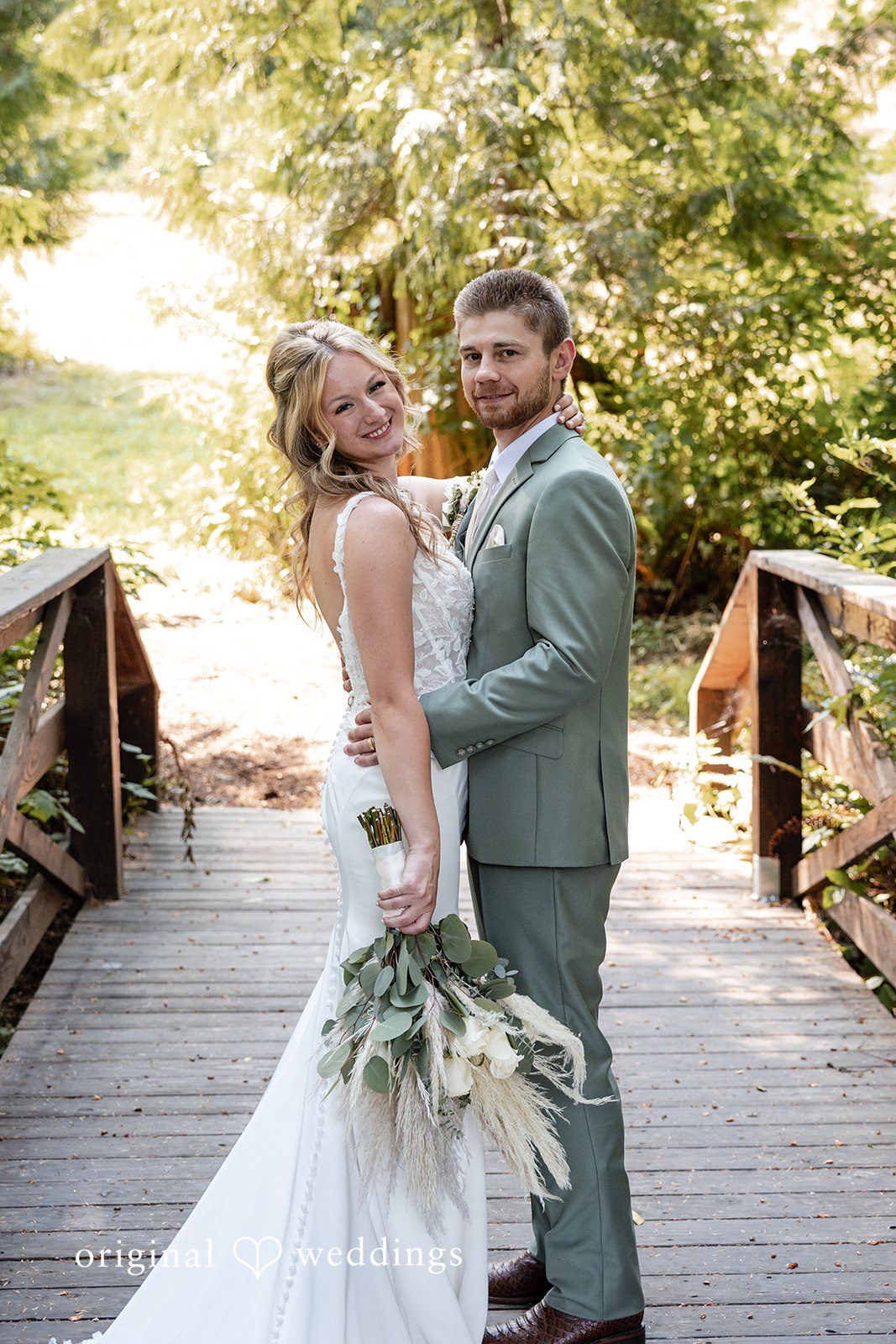 Sahvanna + Caleb Seattle Wedding Photographers at Edlynn Farm | Sahvanna & Caleb -