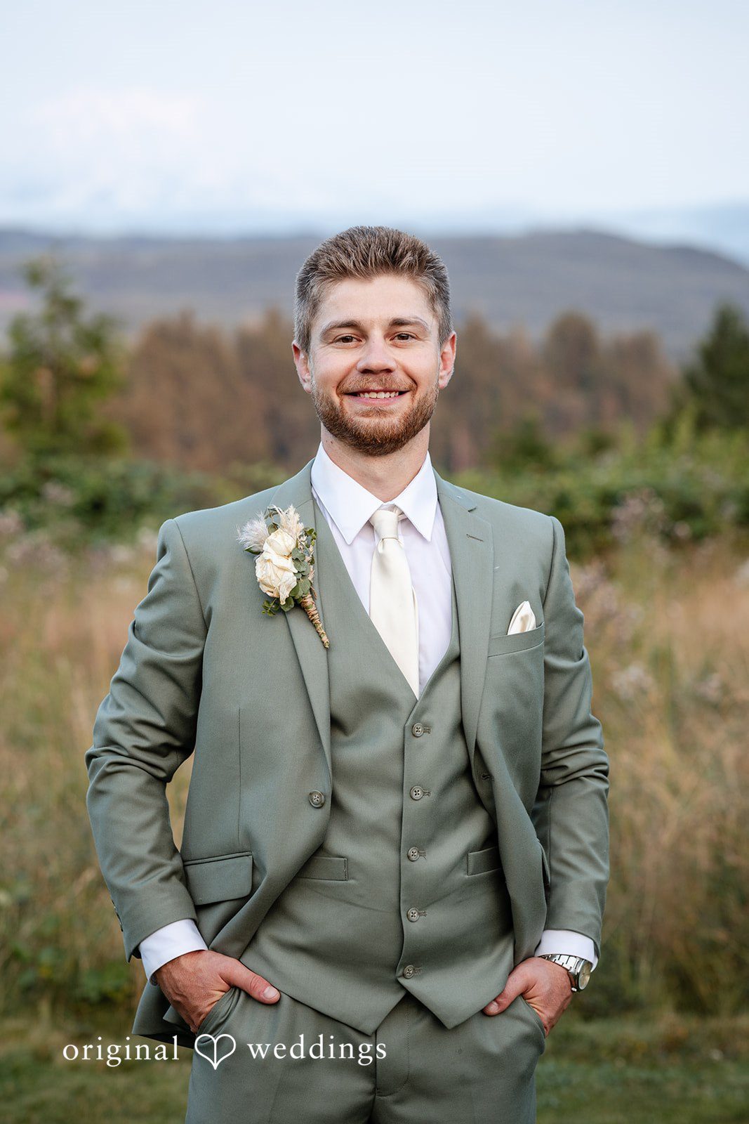 Sahvanna + Caleb Seattle Wedding Photographers at Edlynn Farm | Sahvanna & Caleb -