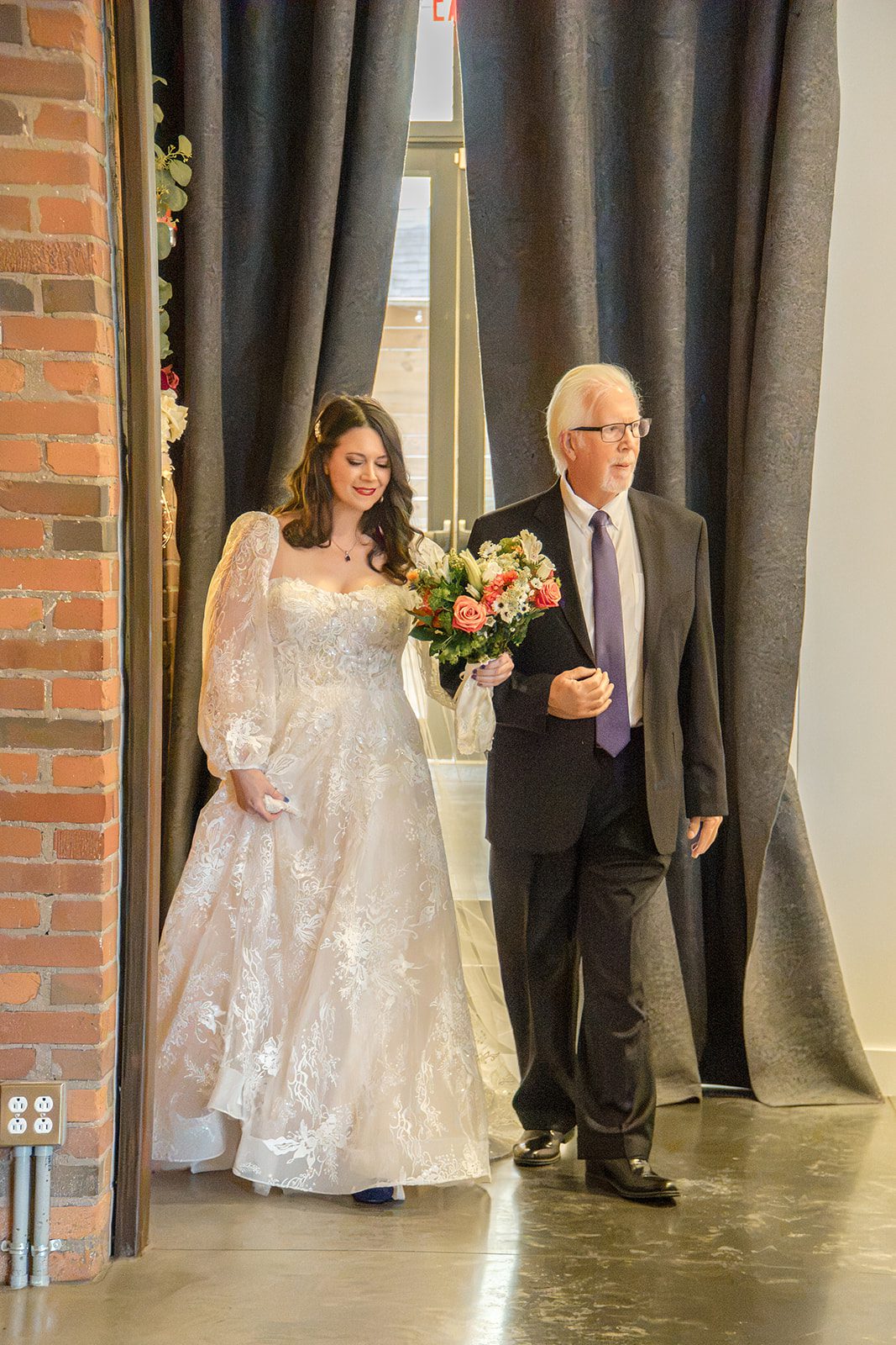 FAR Center for Contemporary Arts Wedding | Leisa & TC -
