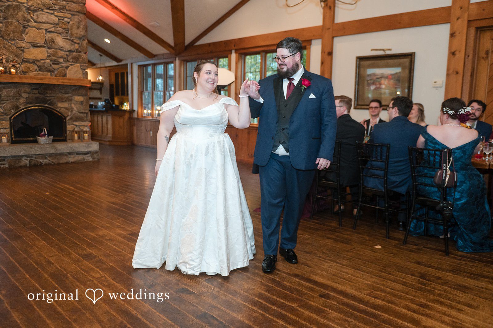 Boston Wedding Photographers at Fern Hill Barn | Andrew & Marian -