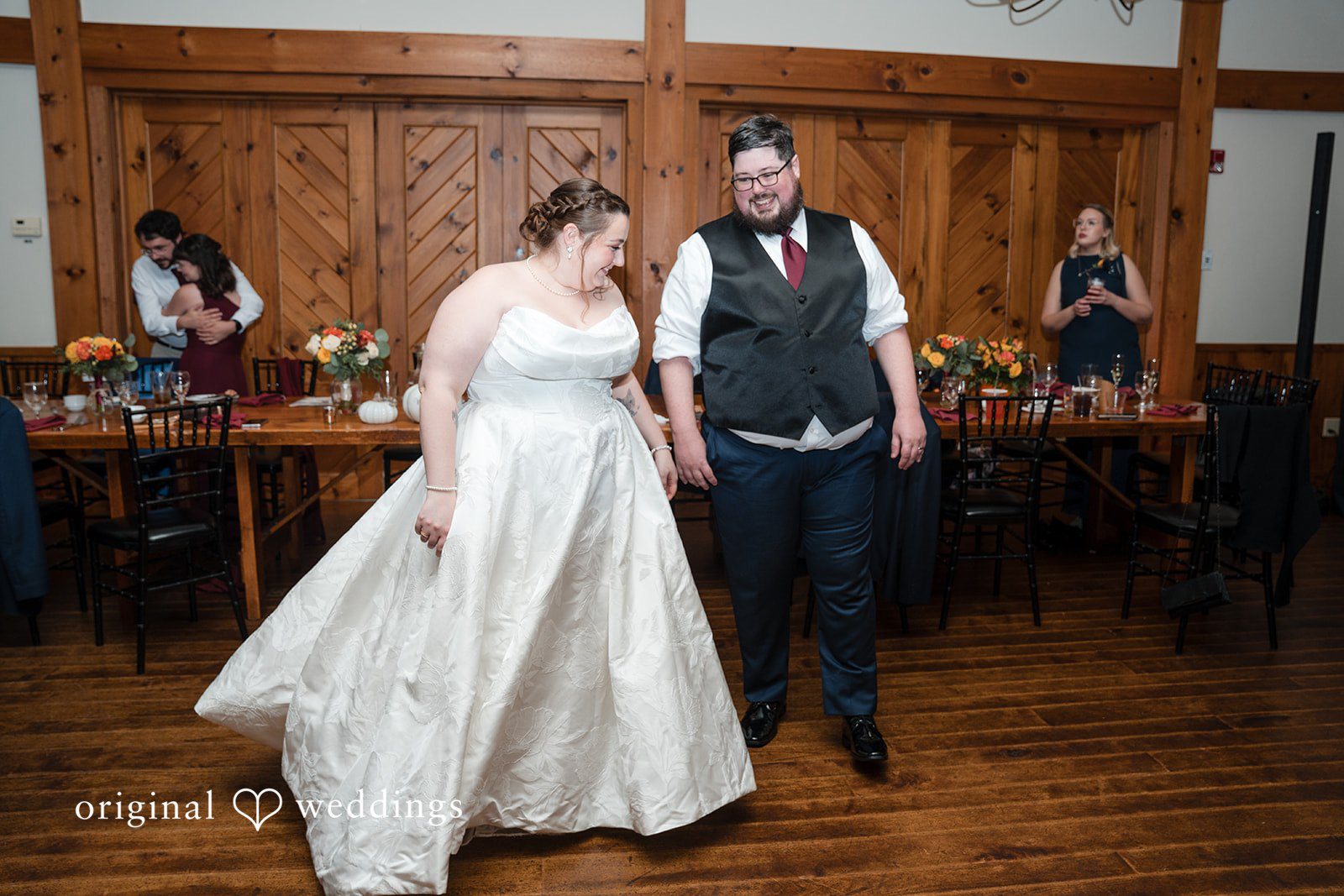 Boston Wedding Photographers at Fern Hill Barn | Andrew & Marian -