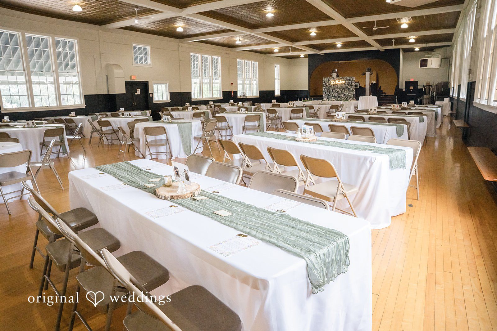 Alexis + Alex Wedding day scene at Fireman's Park Pavilion