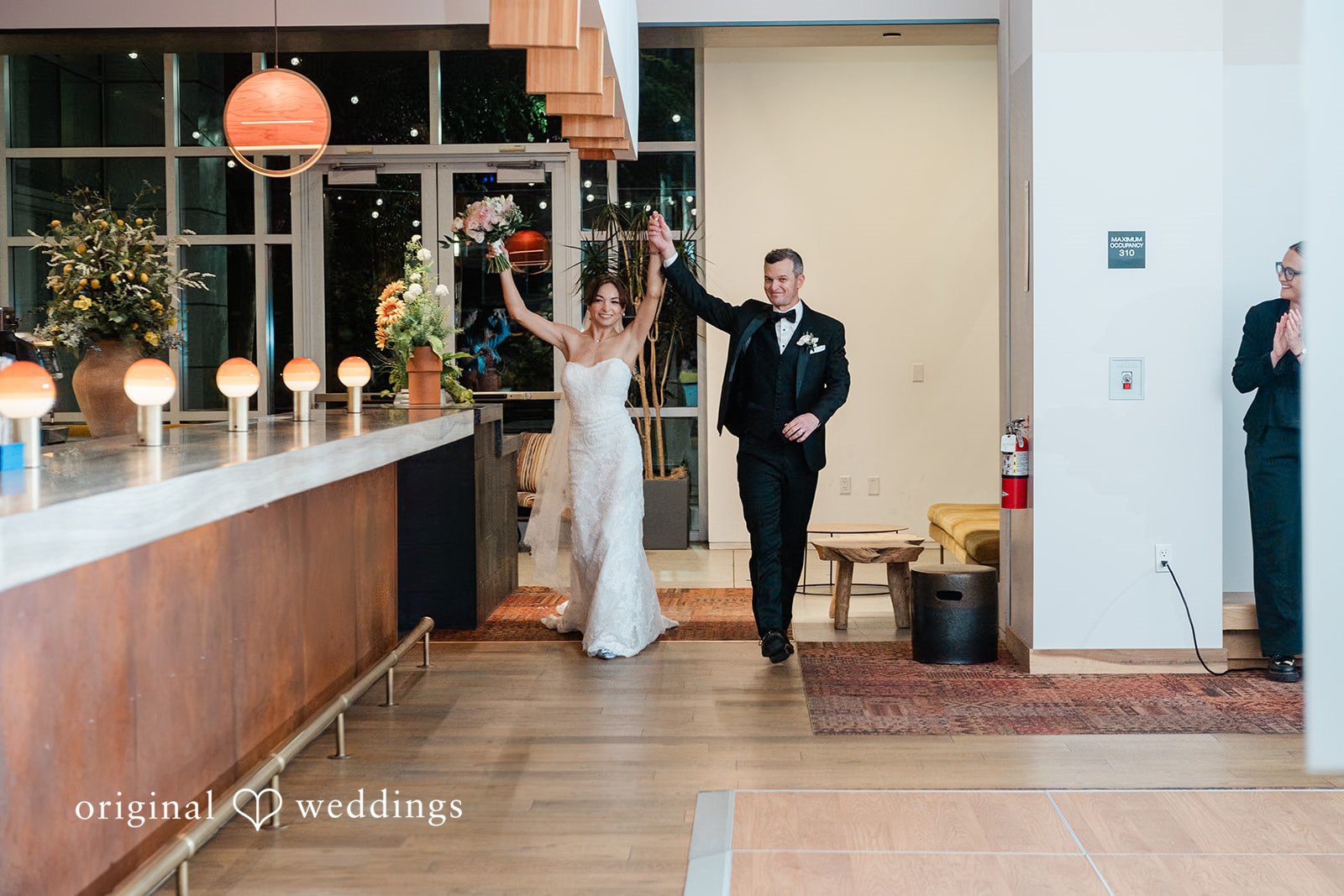 Bright reception space inside Fleurette
