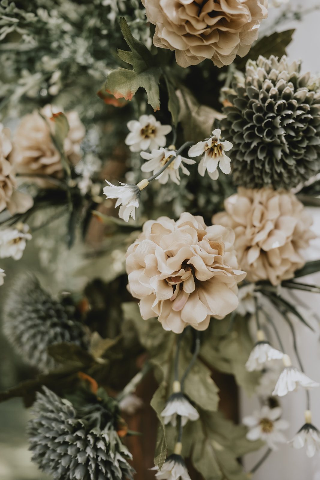 good-tree-farmstead-rustic-minneapolis-madelyn-david-madelyn-david-004-07 Good Tree Farmstead Wedding | Madelyn & David -