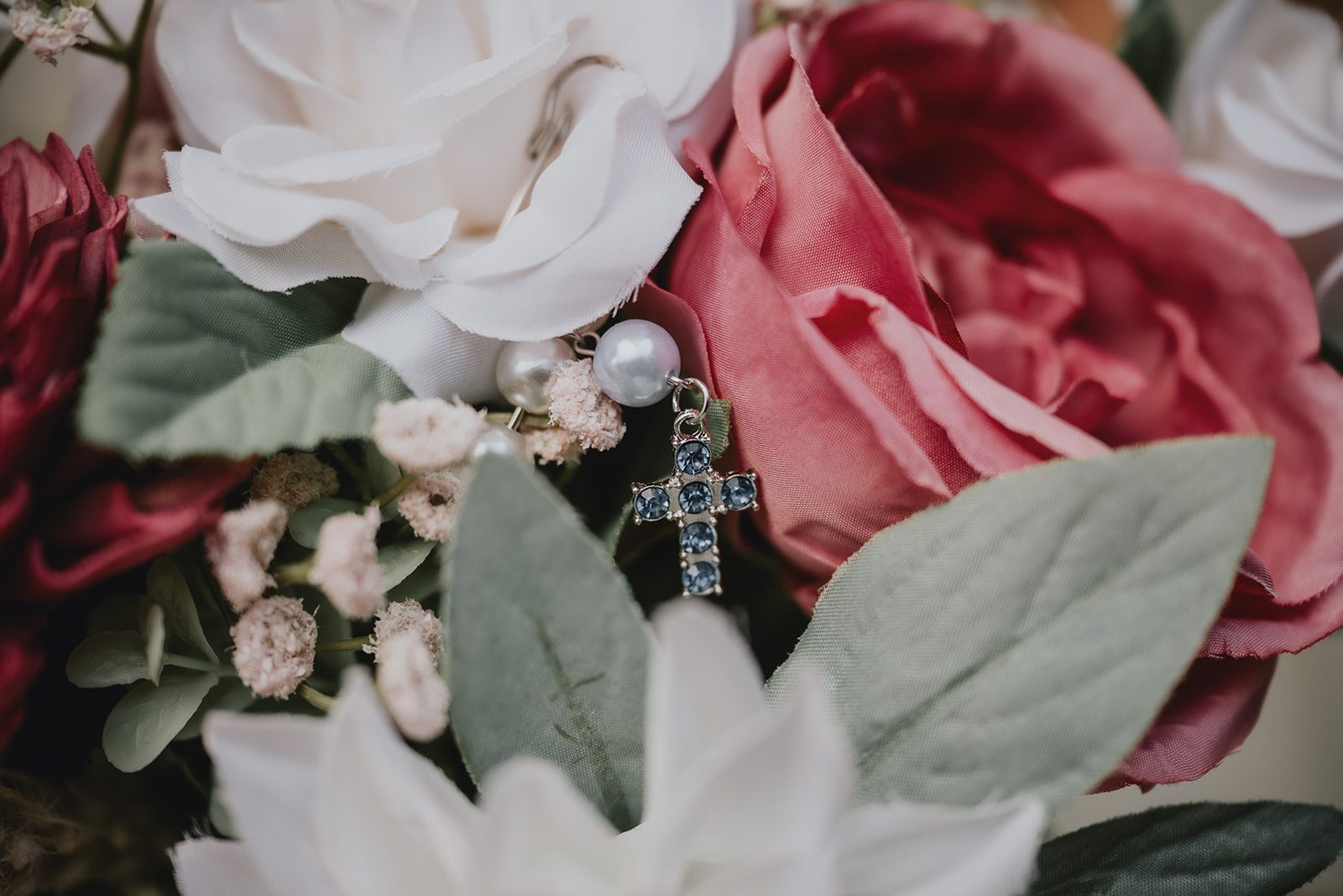 good-tree-farmstead-rustic-minneapolis-madelyn-david-madelyn-david-005-15 Good Tree Farmstead Wedding | Madelyn & David -